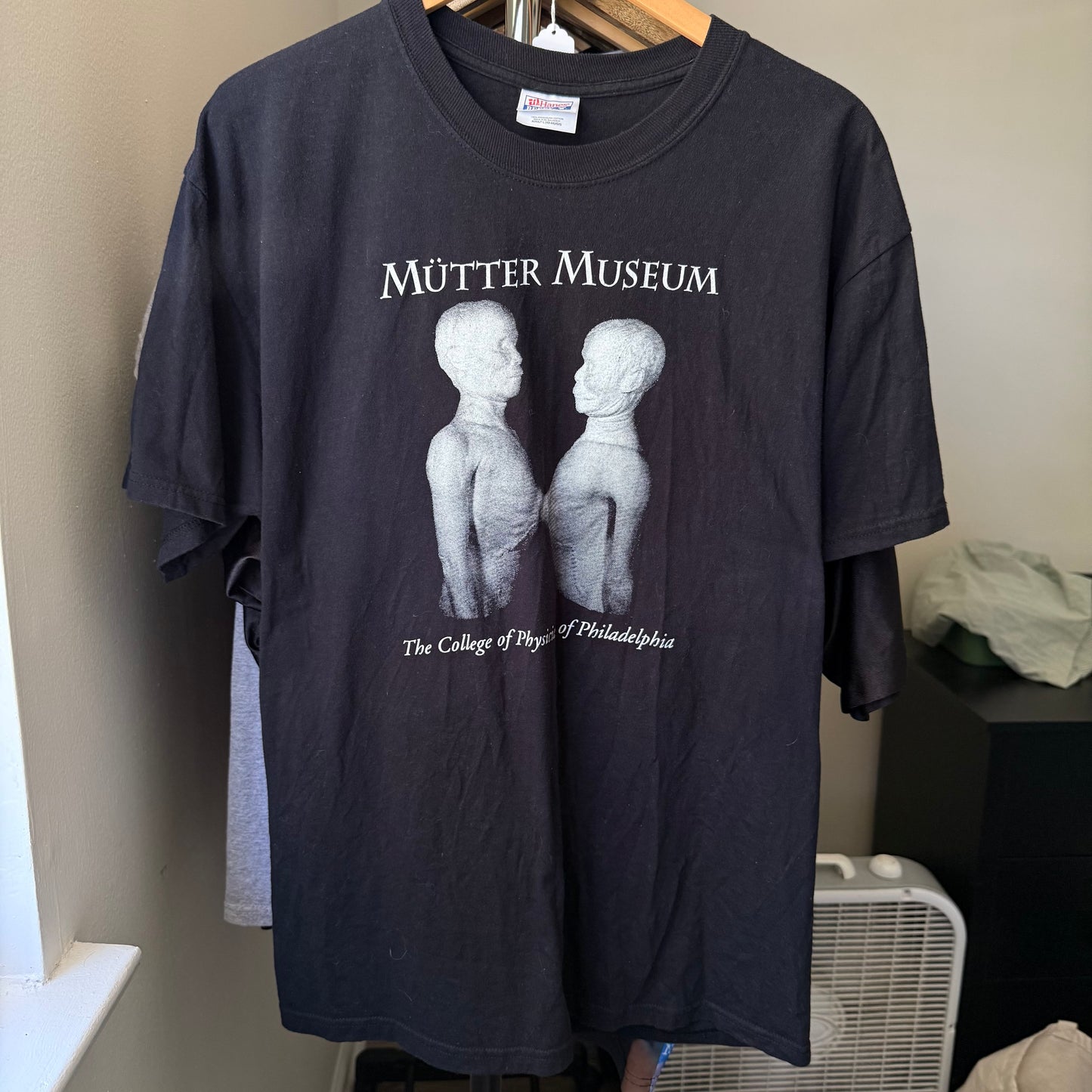 Mütter Museum Tee (L)
