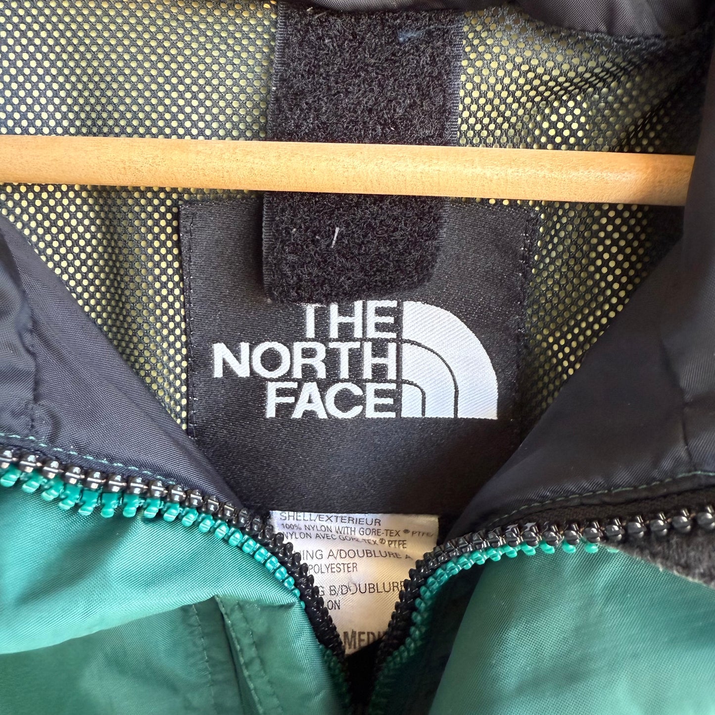North Face Gore-Tex Jacket (M)