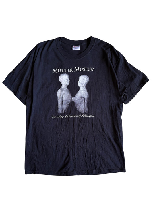 Mütter Museum Tee (L)