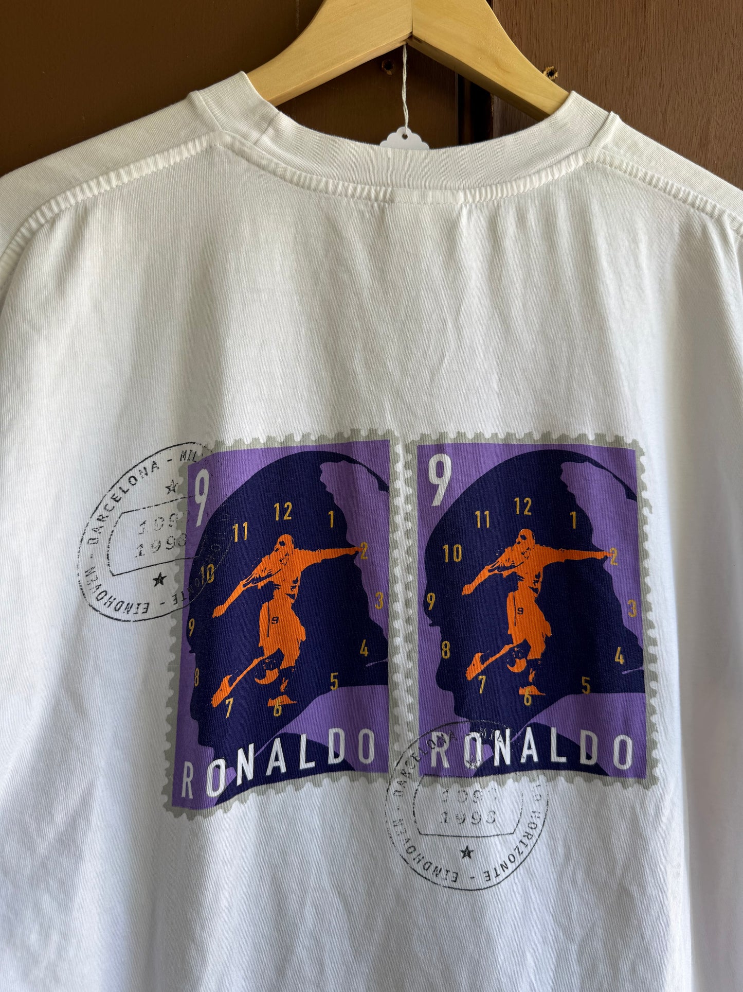 Vintage 1998 R9 Nike tee (L)