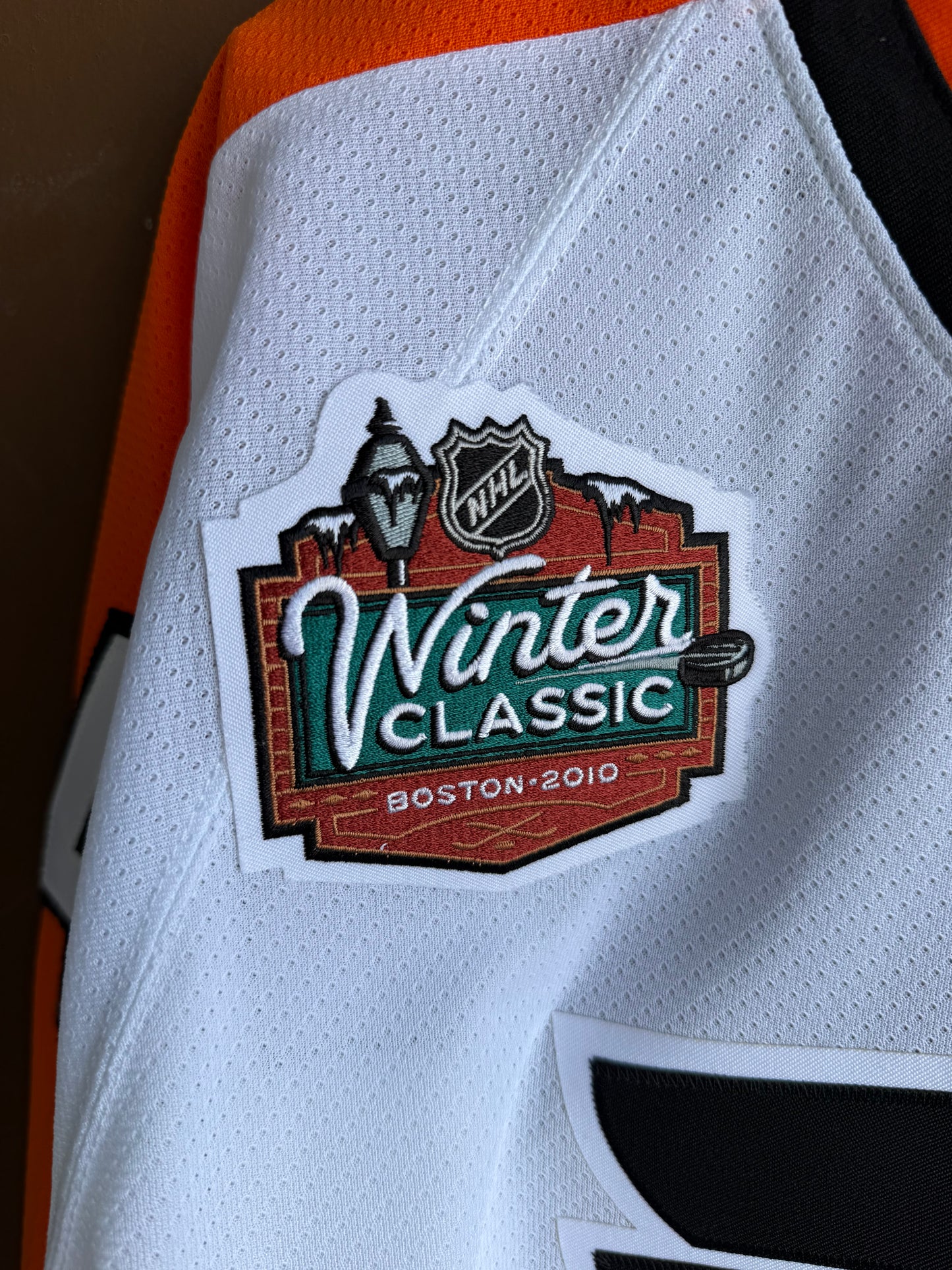 Ian Lapperiere 2010 Winter Classic Jersey (M)