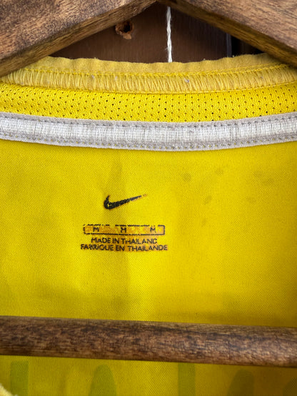 R9 2002 Brazil Nike Jersey (M)