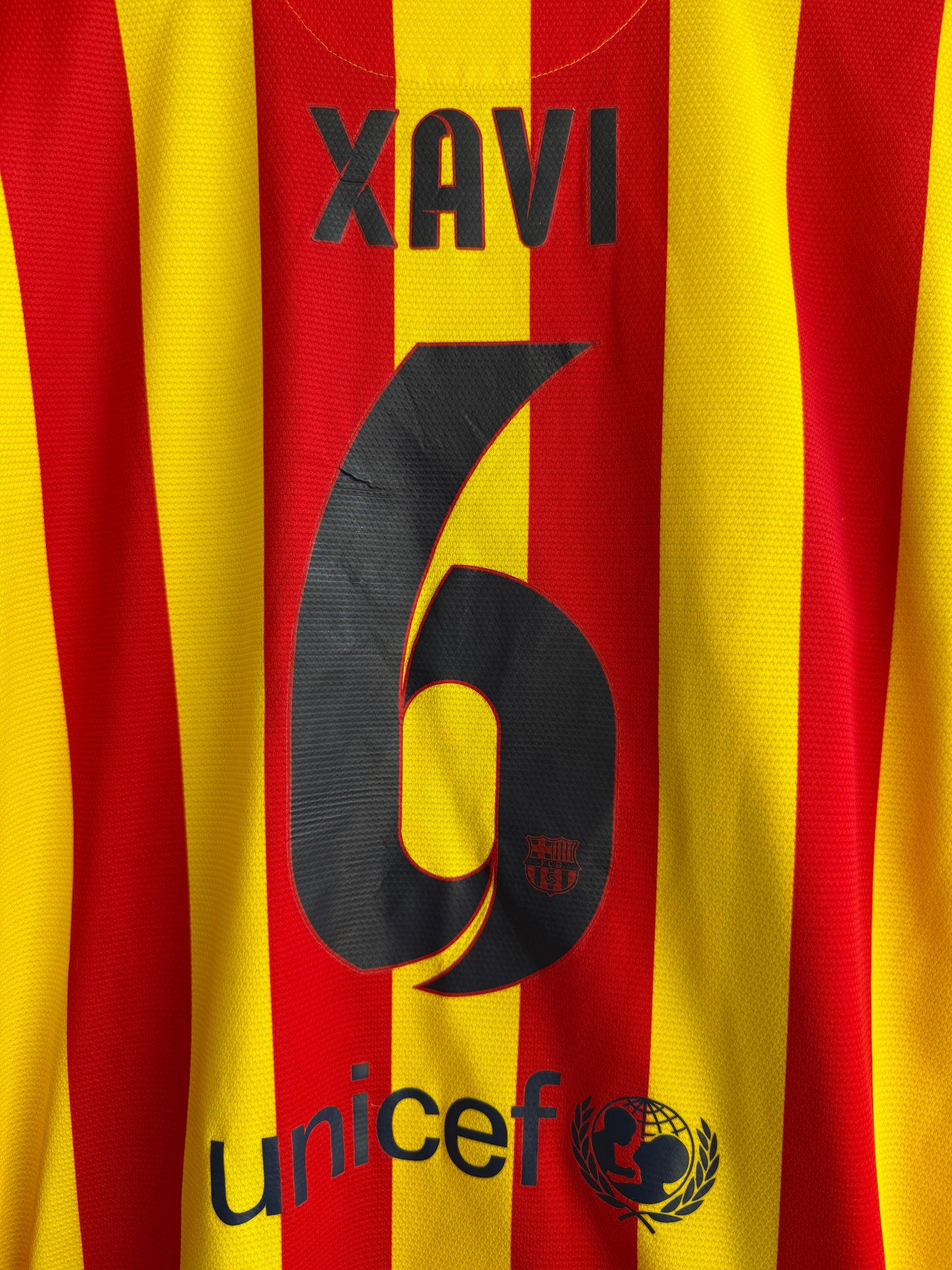 Xavi Barcelona 2013-14 Nike Away Jersey (M)