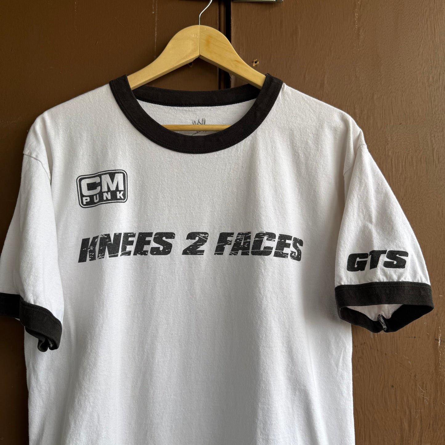 CM Punk Knees 2 Faces Tee (L)