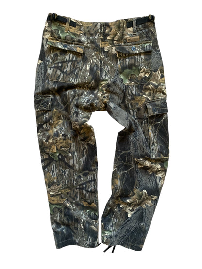 Columbia Camo Cargo Pants (34)