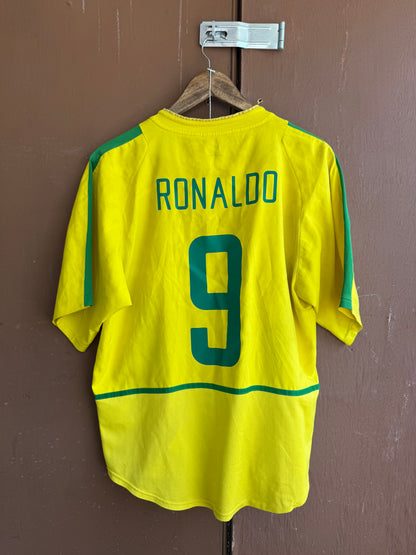 R9 2002 Brazil Nike Jersey (M)