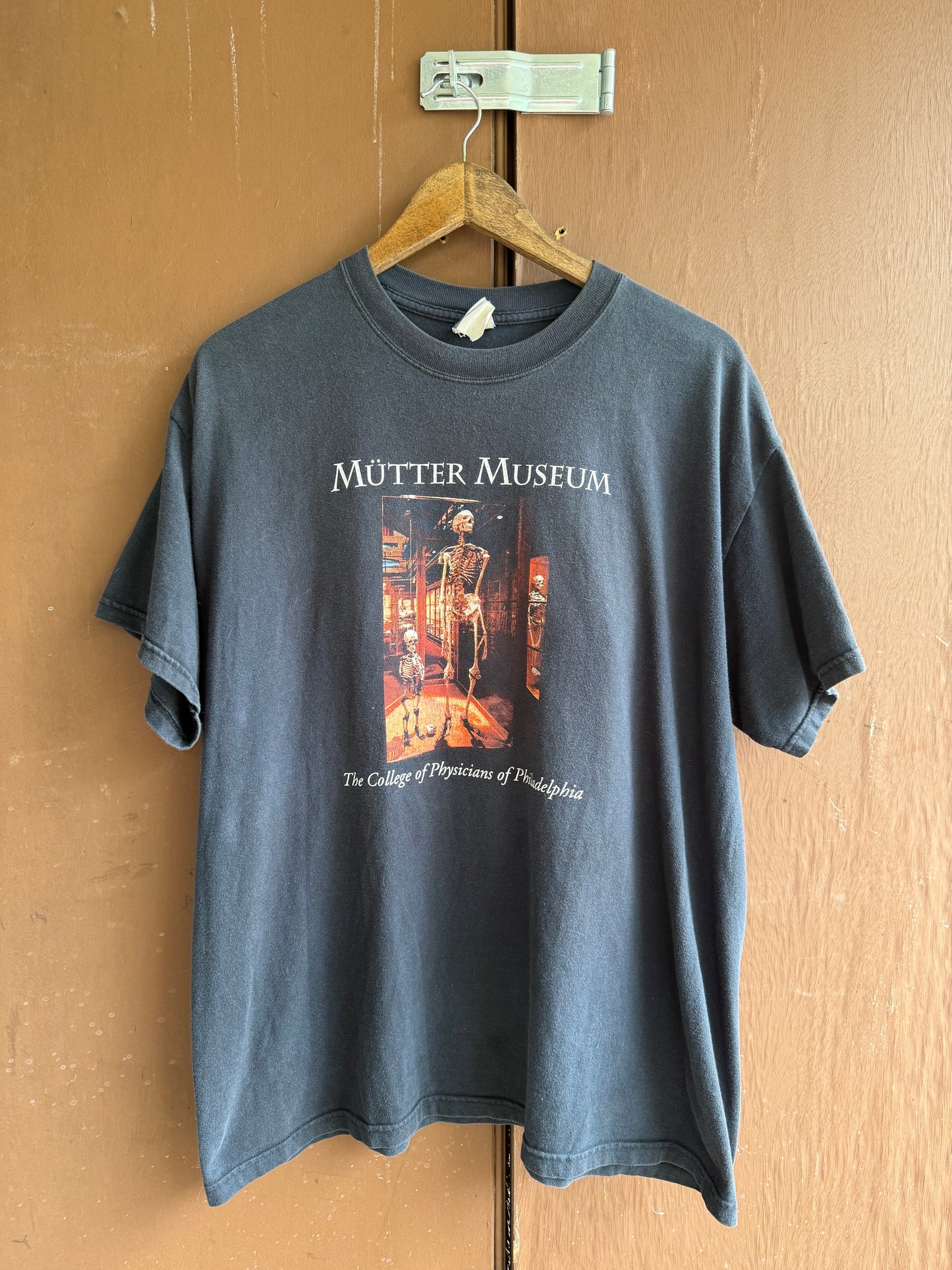 Vintage Mütter Museum Tee (XL)